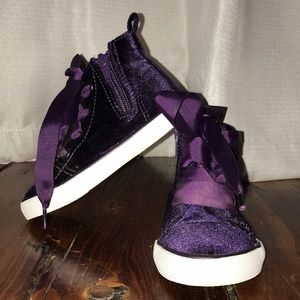 Kids velvet shoes